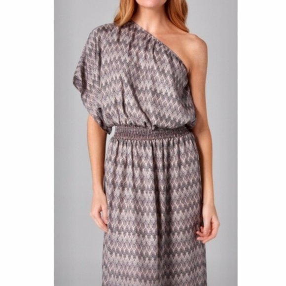 Tbags Los Angeles One Shoulder maxi Dress size S